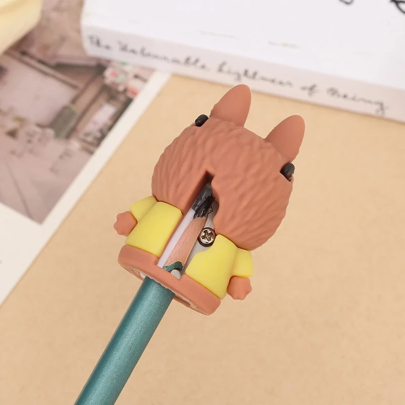 Labubu Rubber Pencil Sharpener 5 cm - Random Desgin